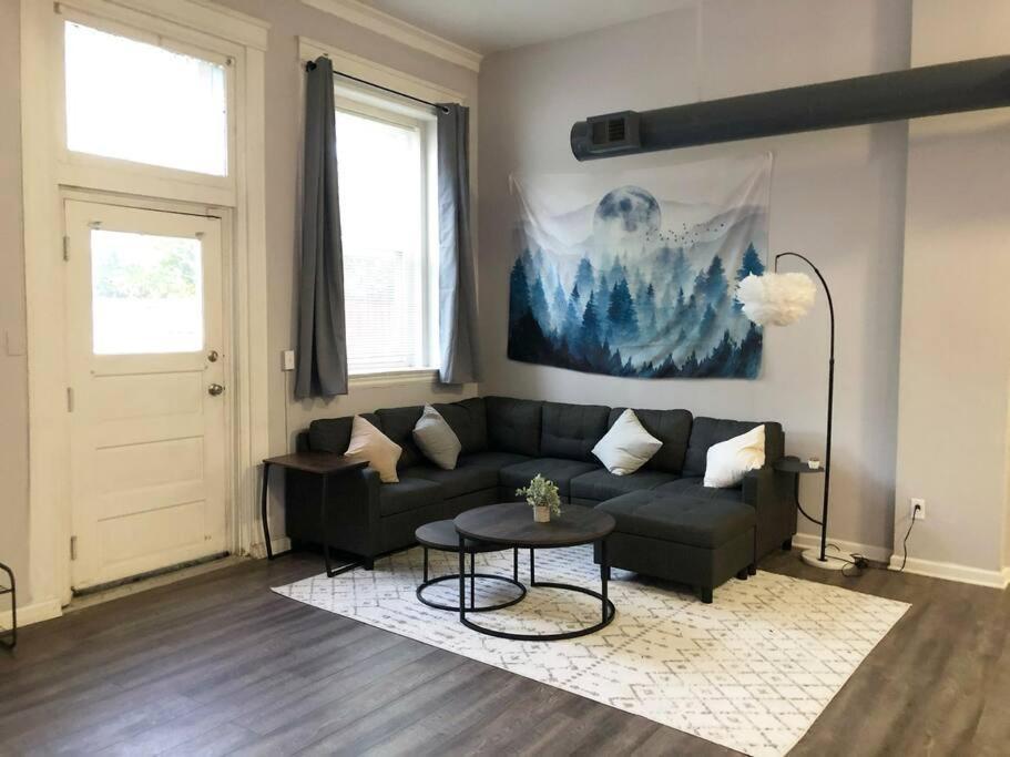Ferienwohnung Downtown Cleveland -Modern First Floor Unit Exterior foto
