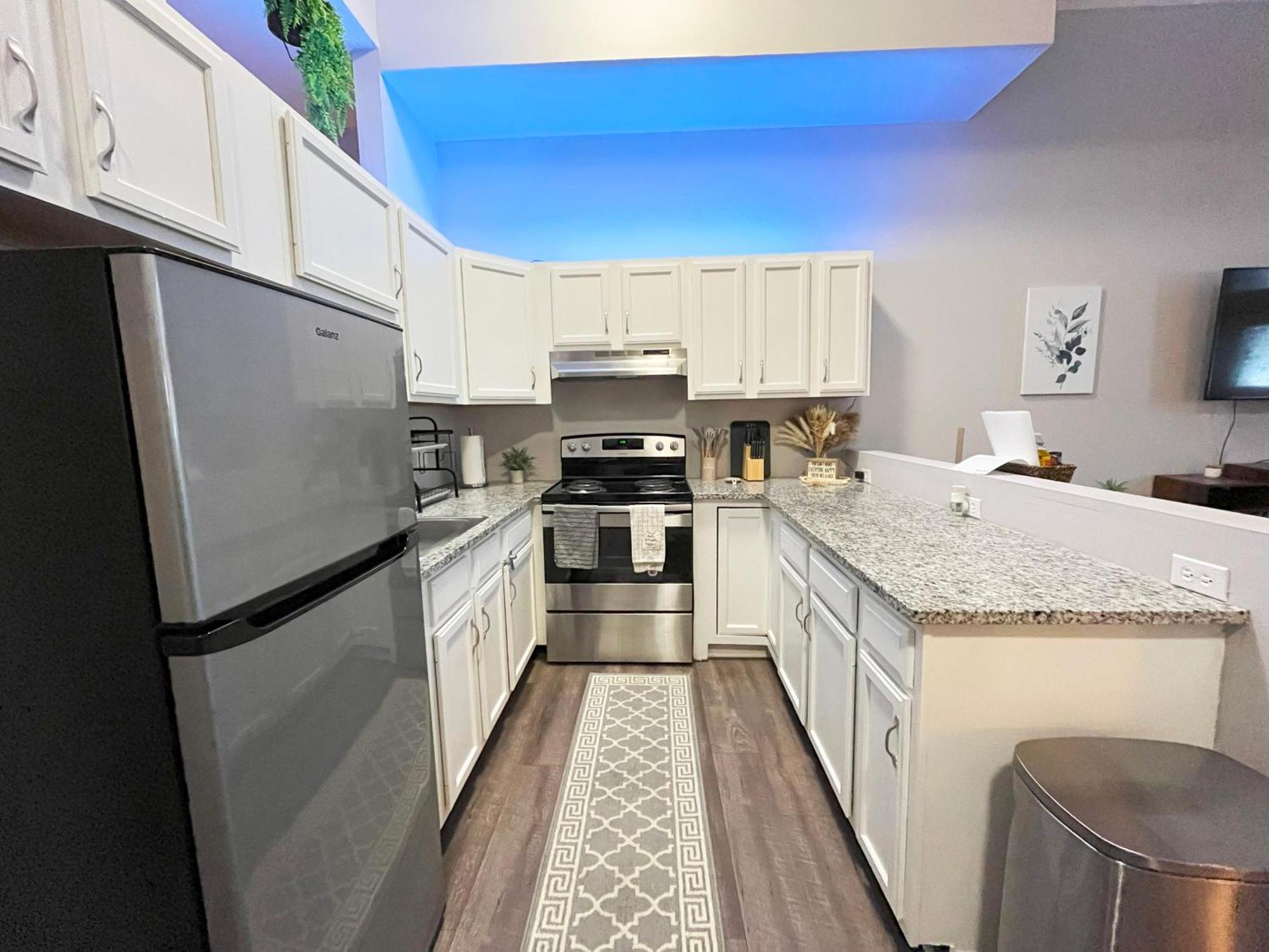 Ferienwohnung Downtown Cleveland -Modern First Floor Unit Exterior foto